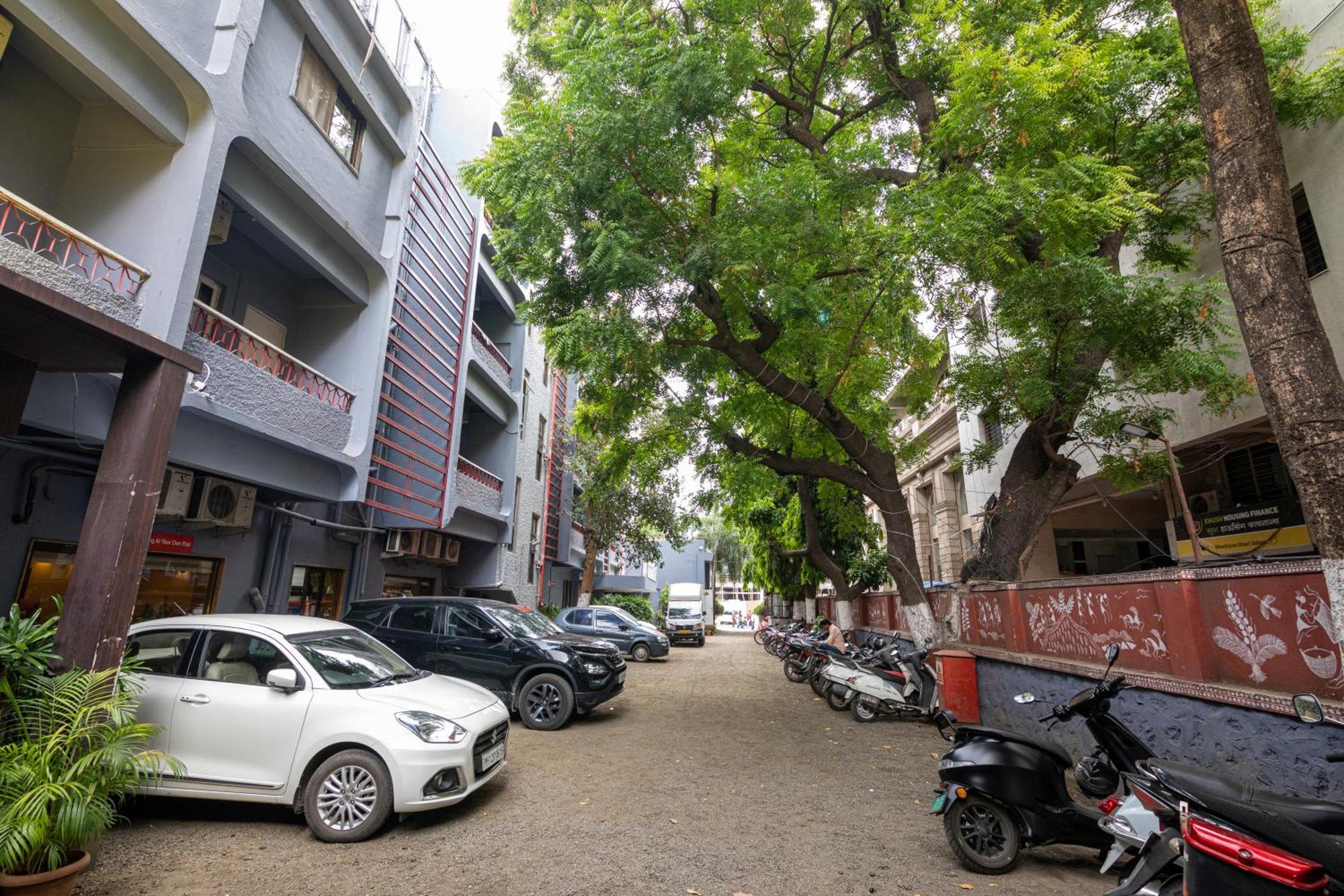Hotel Rama Heritage Nashik Ngoại thất bức ảnh